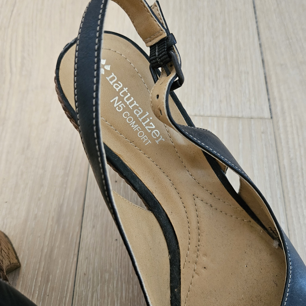 Naturalizer Navy Women's Sandals
